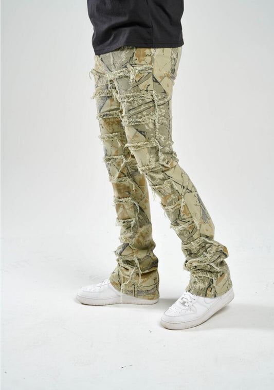 HUNTER CAMO STACKED JEANS.
